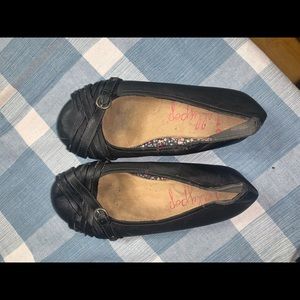 Size 9 Jellypop flats with buckle